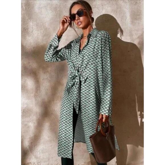 Zara Tops - Zara The Lissie Shirt Bloggers Favorite Beach Resort Printed Cotton Medium NWT